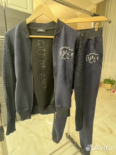 Спортивный костюм Guess