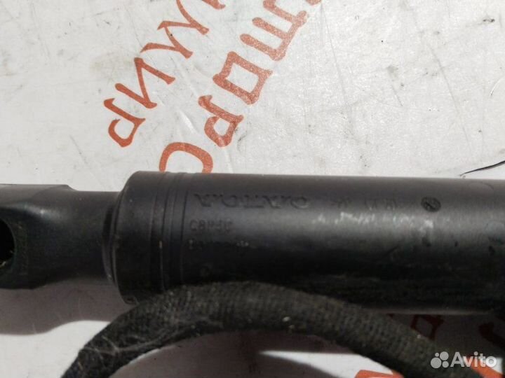 Механизм открытия крышки багажника Volvo V70