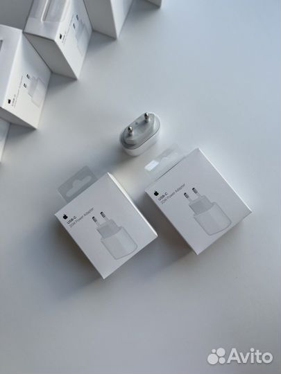 Зарядное устройство для iPhone