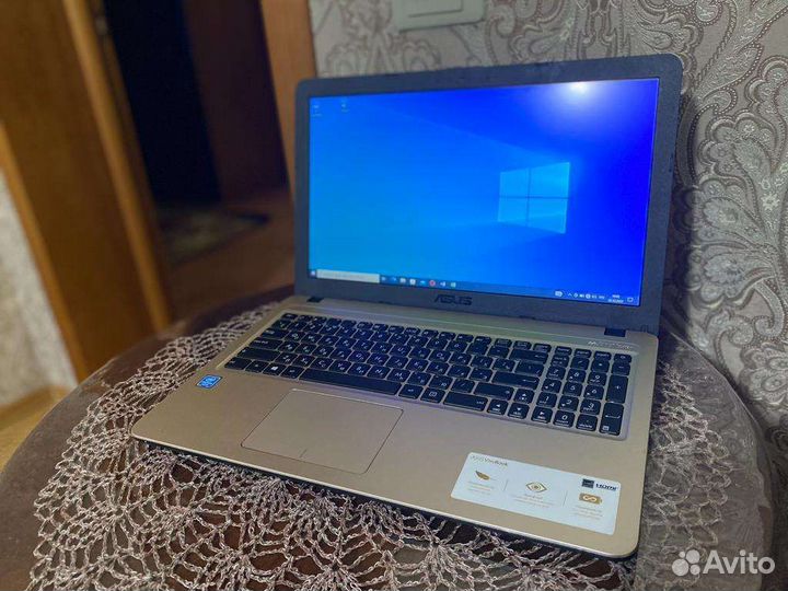 Asus 4 ядра/810 Nvidia/ssd 240/фулл hd