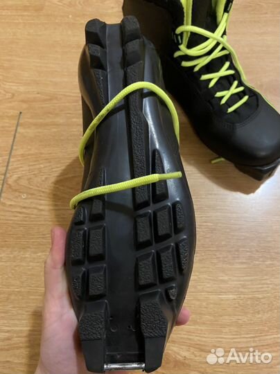 Лыжные ботинки sns 40 новые