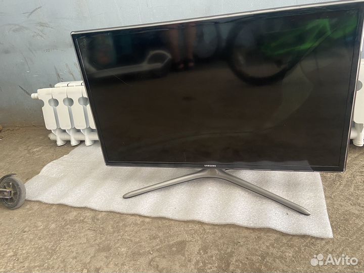 Телевизор samsung