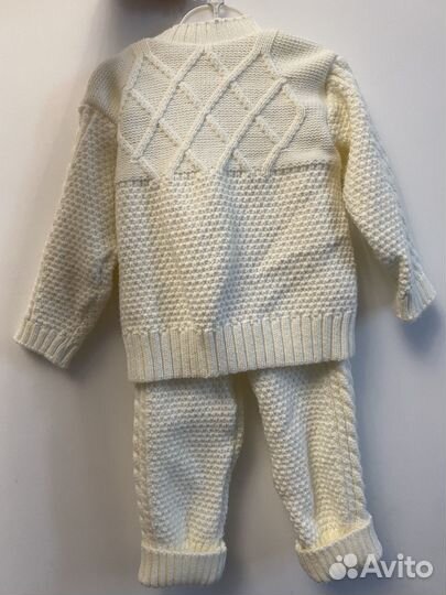 Вязаный костюм детский