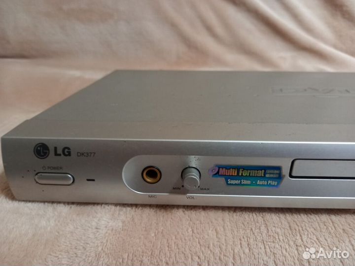 DVD плеер LG DK377