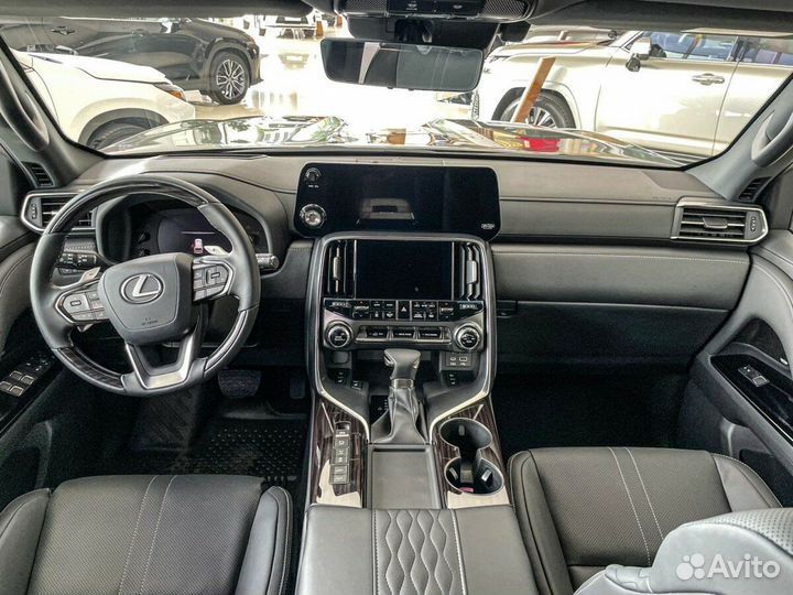 Lexus LX 3.5 AT, 2022