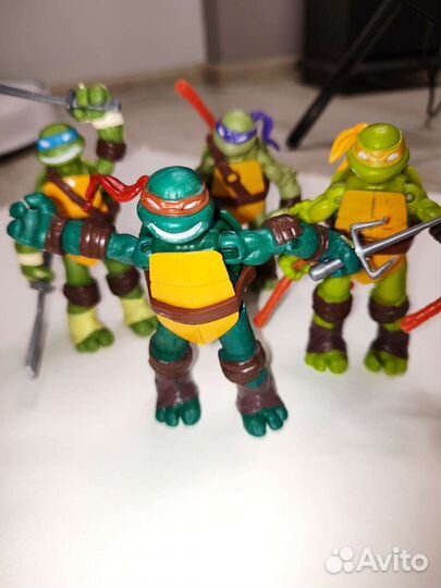 Черепашка-ниндзя 4 фигурки