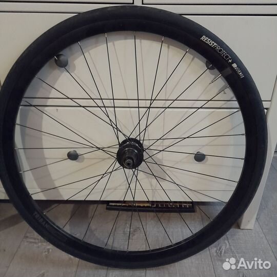 Шоссейные колеса 28