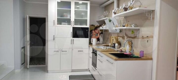 3-к. квартира, 125 м², 14/17 эт.