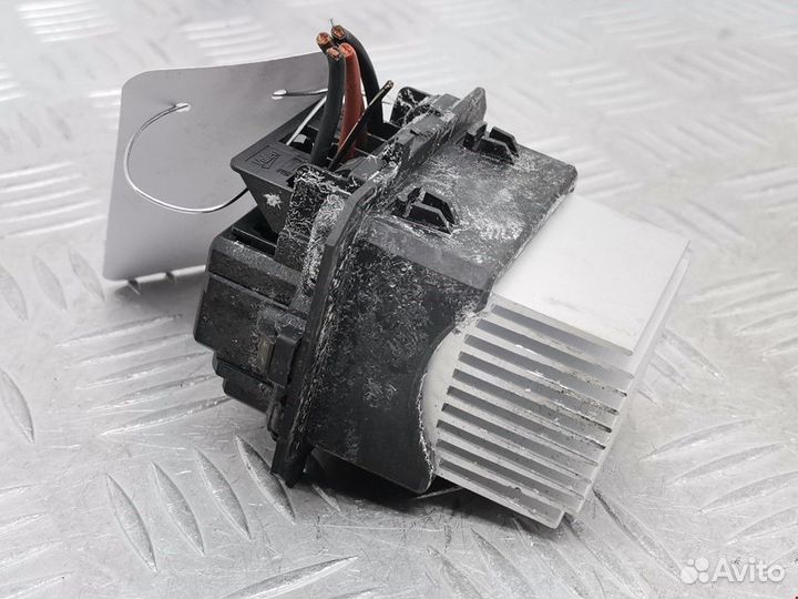 Сопротивление печки Mini Cooper R56 2009
