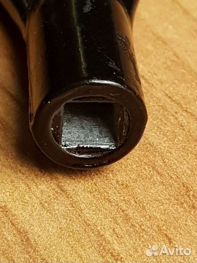 Ключ для грифа гитары