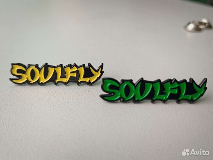 Значки Soulfly, Iron Maiden, Metallica