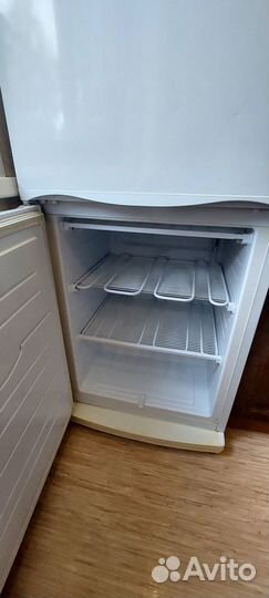 Холодильник Atlant бу