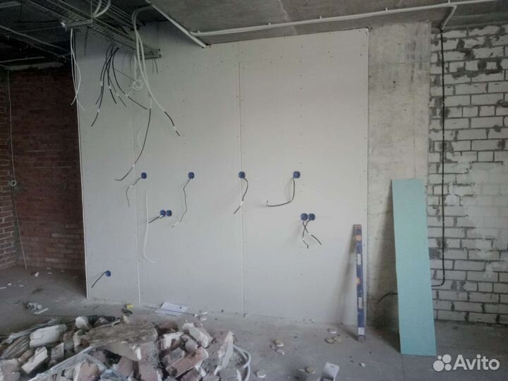 Электрик. Установка розеток. Замена электрики