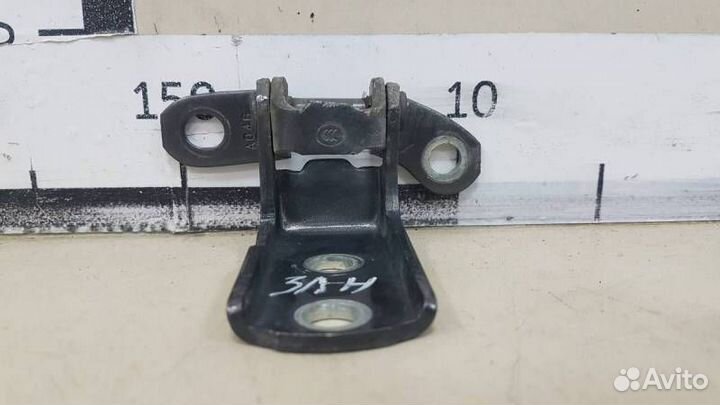 Петля двери задней левой нижняя Toyota Camry V40 2