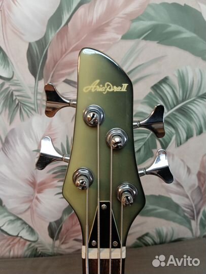 Бас гитара aria pro 2
