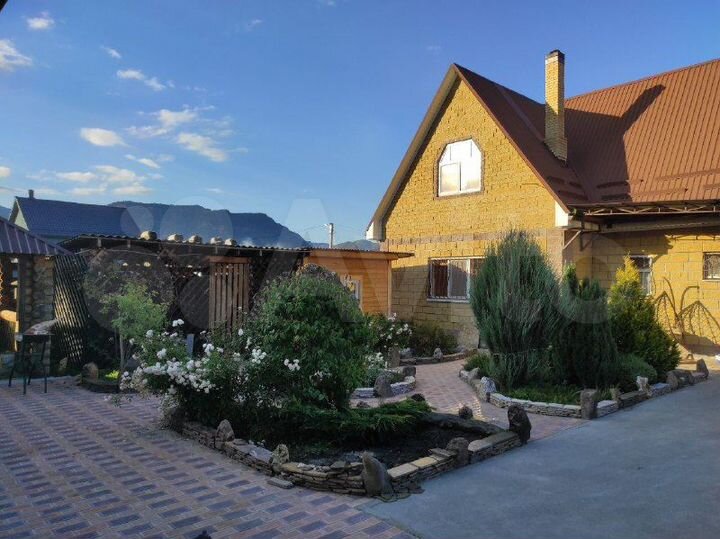 Коттедж 120 м² на участке 5 сот.