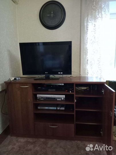 Тумба под телевизор