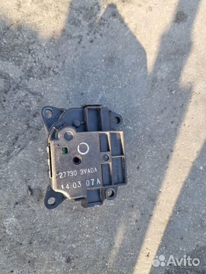 Сервопривод Nissan Note E12 HR12DE