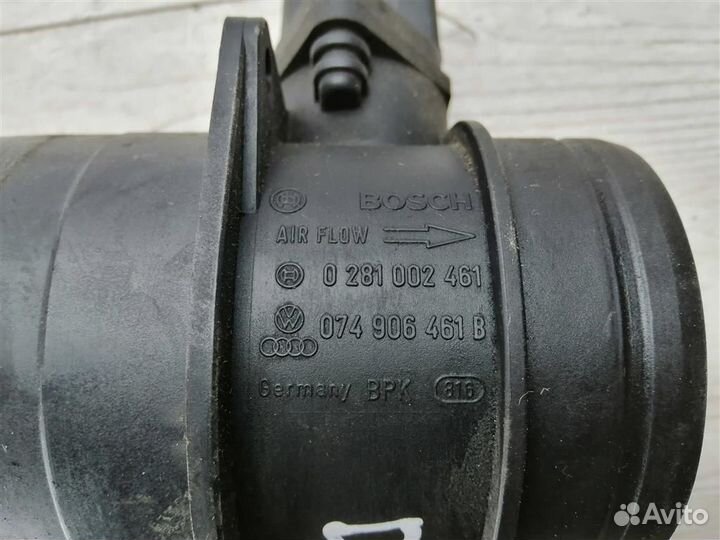 Расходомер Ауди А6 С6 А4 Б7 А3 Пассат Б6 Кадди Тр