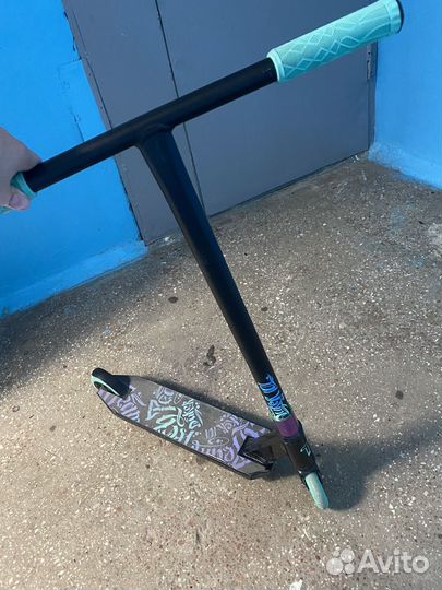 Трюковой самокат