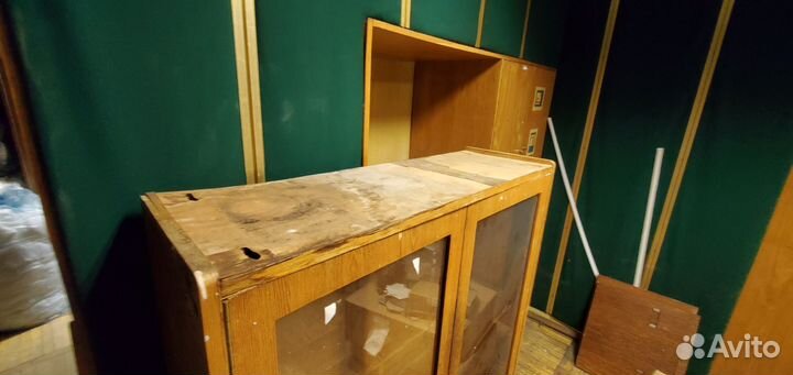 Шкаф сервант