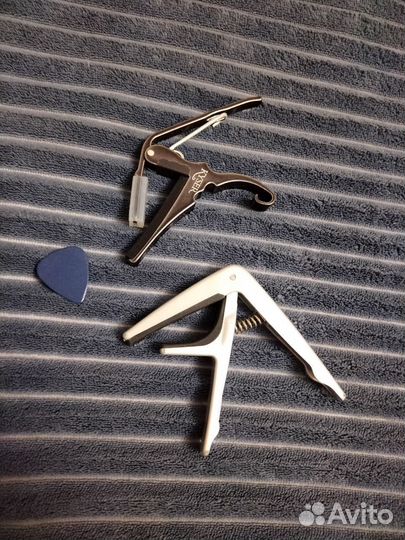 Каподастр для гитары