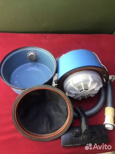 Пылесос Тайфун СССР в хорсостоянии