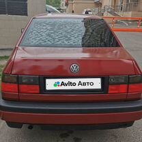 Volkswagen Vento 1.6 MT, 1997, 220 000 км, с пробегом, цена 275 000 руб.