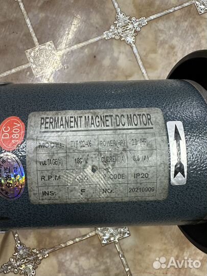 Электродвигатель от беговой дорожки