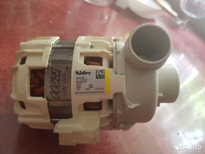 Насос Electrolux - nidec EE267 M