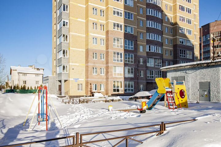 2-к. квартира, 80,8 м², 1/12 эт.