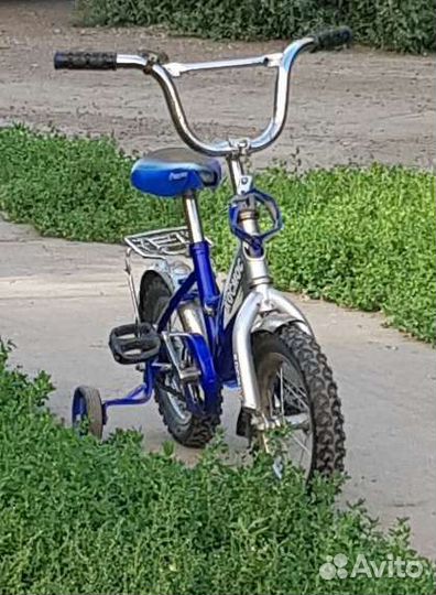 Велосипед 4 колесный на 3-7 лет