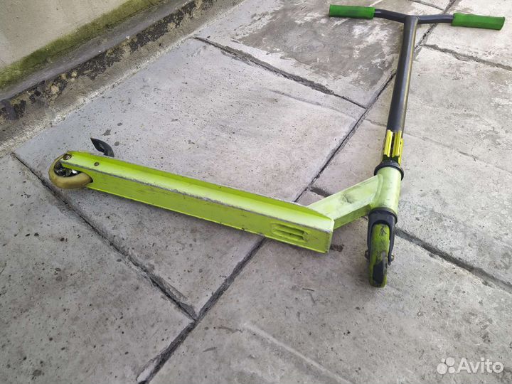 Трюковой самокат