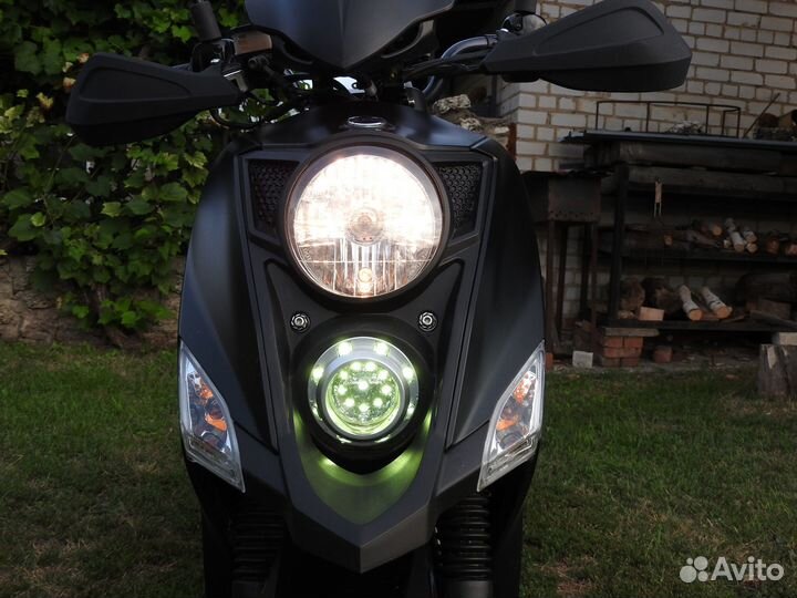 Скутер SYM crox 125