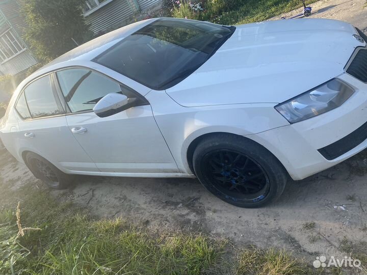 Skoda Octavia 1.2 МТ, 2014, 370 000 км
