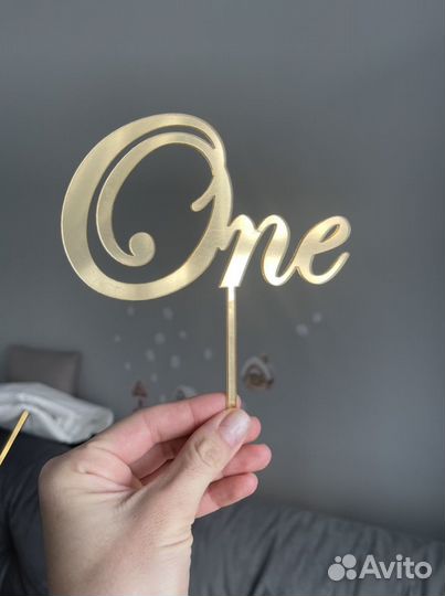 Топпер в торт ONE