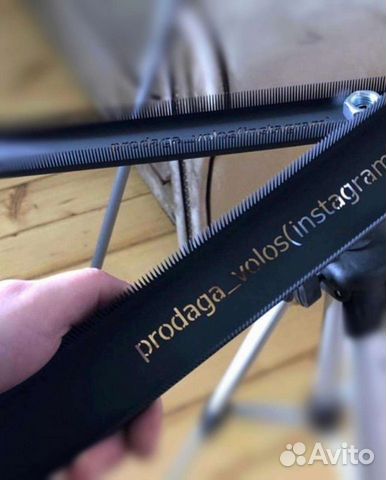 Держатель для прядей волос