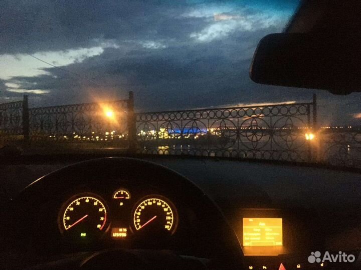 Opel Astra 1.6 МТ, 2010, 140 000 км