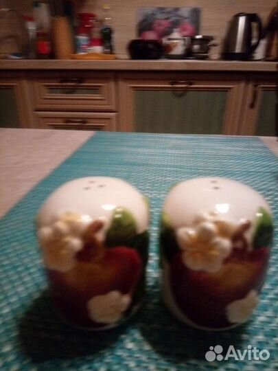 Солонка и перечница