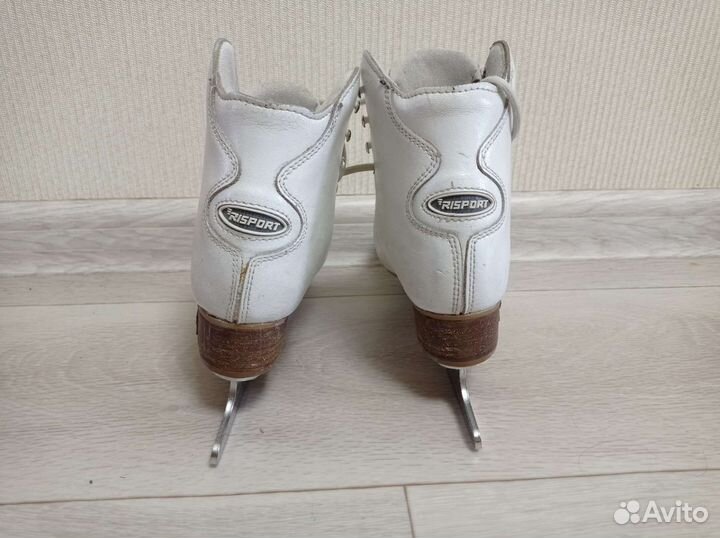 Коньки Risport р-р 205