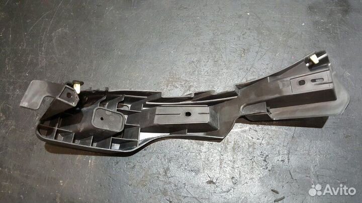 Кронштейн бампера задний левый Porsche Cayenne 958