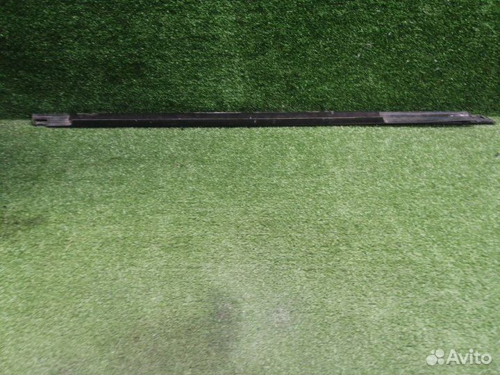 Уплотнитель стекла двери передний левый Bmw X6 G06