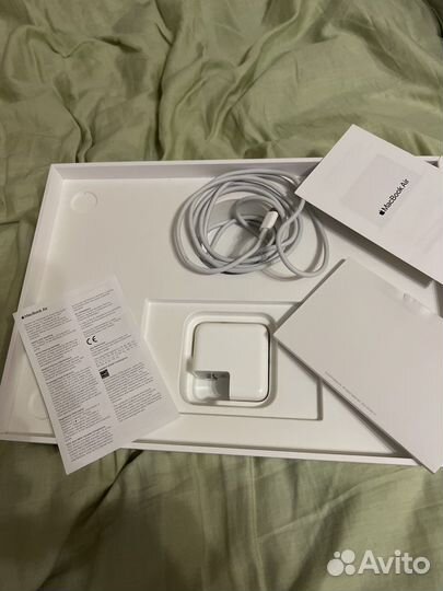 Apple MacBook Air 13-inch 2020