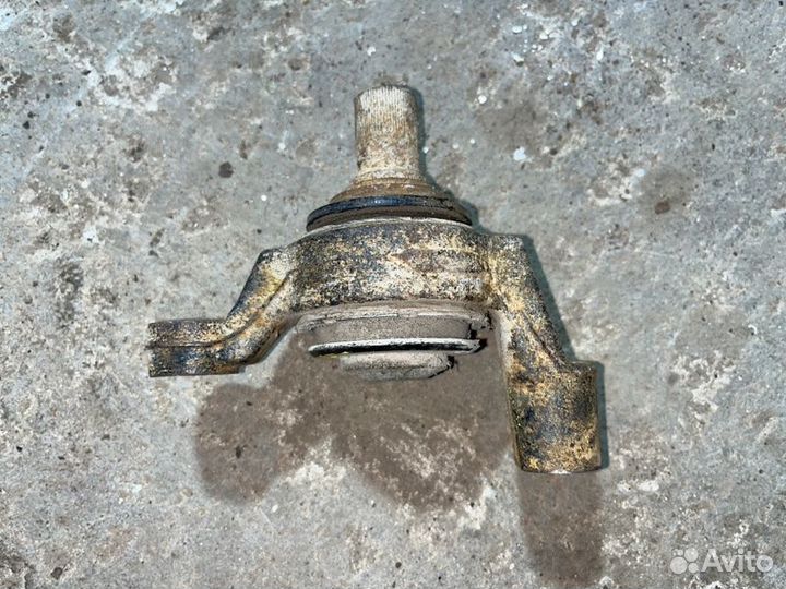 Подушка редуктора Toyota Land Cruiser Prado 150