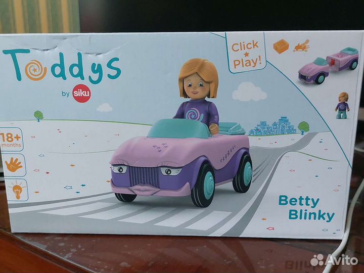 Детская игрушка автомобиль siku