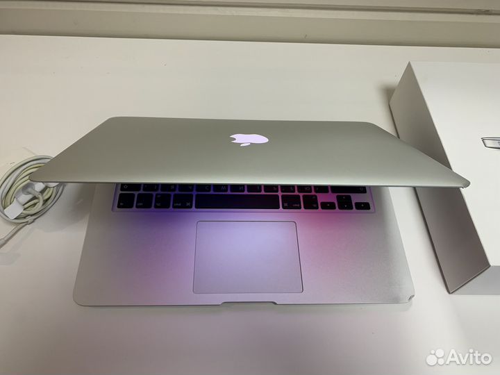 Macbook Air 13 (2019/2017)акб 1 цикл