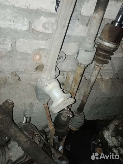 Рулевая рейка Hyundai Elantra V