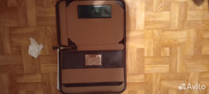 Папка для документов на молнии