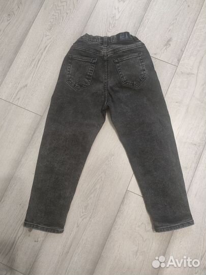 Джинсы на девочку 122