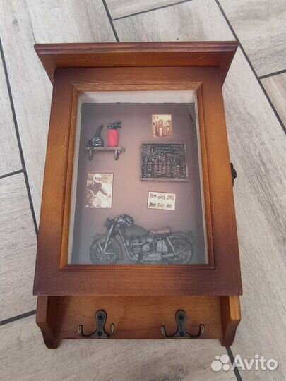 Ключница настенная из дерева